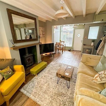 Cosycottage, Log Fire&Garden 曼斯菲尔德 外观 照片